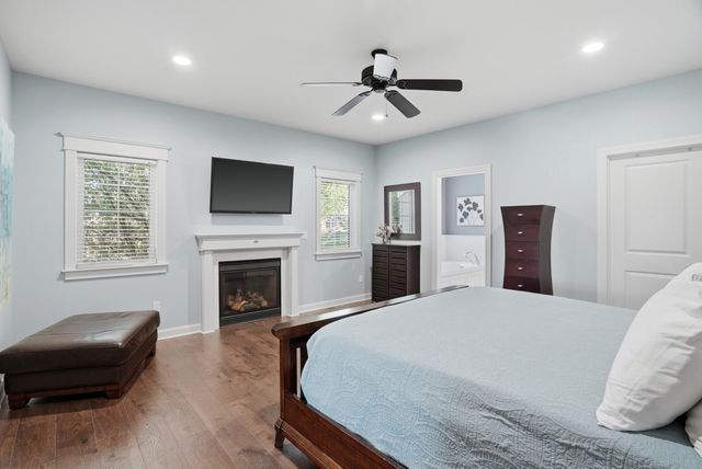 2200 CORONA RD, Columbia, MO 65203