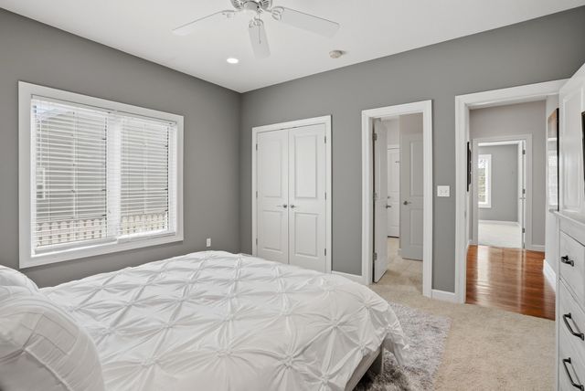 2200 CORONA RD, Columbia, MO 65203