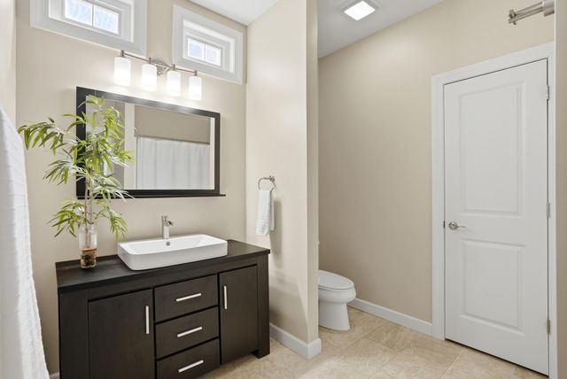 2200 CORONA RD, Columbia, MO 65203