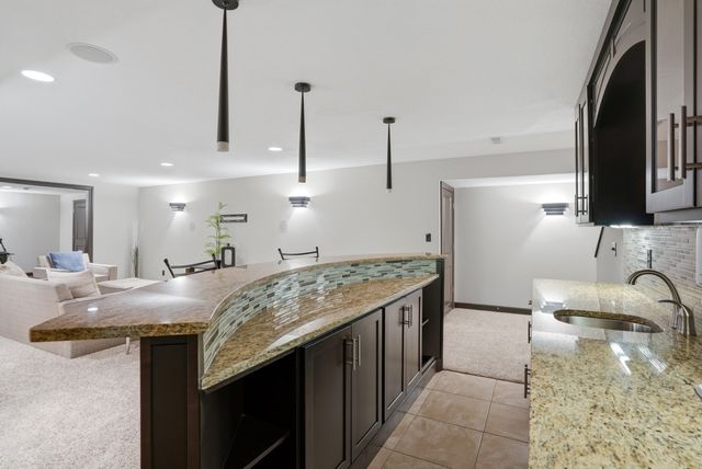 2200 CORONA RD, Columbia, MO 65203