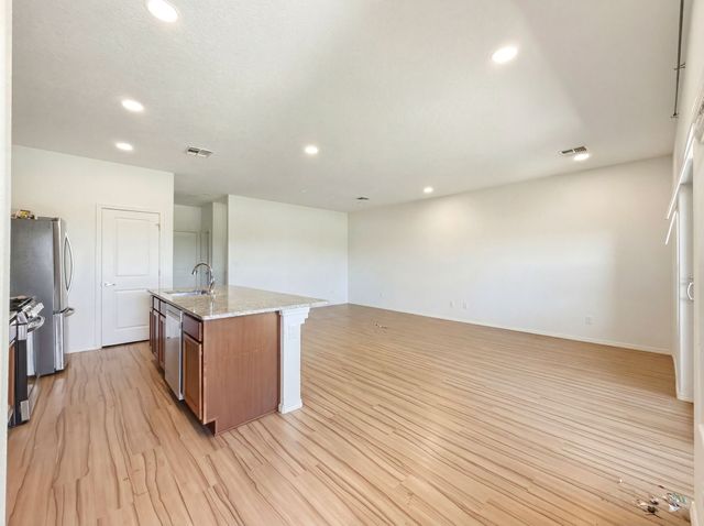 7195 Plaza Central, Santa Fe, NM 87507