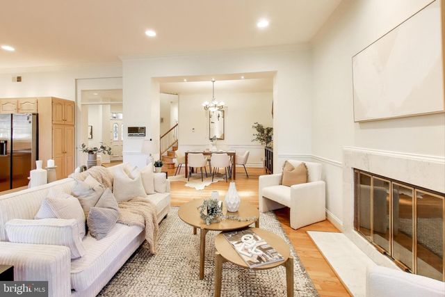 7806 FOX GATE CT, Bethesda, MD 20817