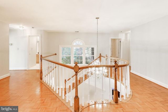 7806 FOX GATE CT, Bethesda, MD 20817