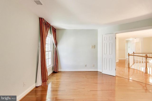 7806 FOX GATE CT, Bethesda, MD 20817