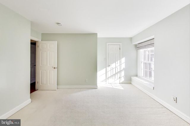 7806 FOX GATE CT, Bethesda, MD 20817