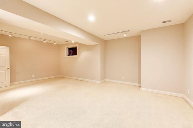 7806 FOX GATE CT, Bethesda, MD 20817