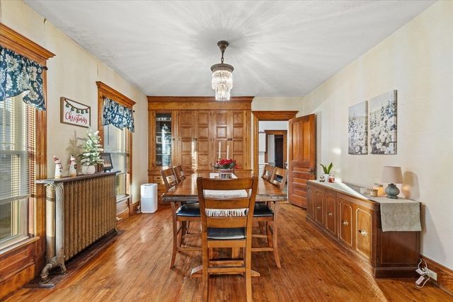 53 Grove St, Winchendon, MA 01475