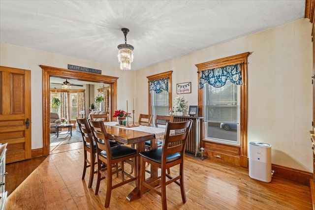 53 Grove St, Winchendon, MA 01475