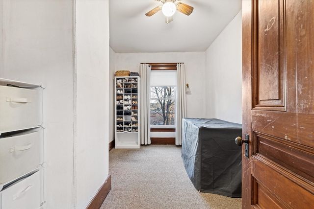 53 Grove St, Winchendon, MA 01475