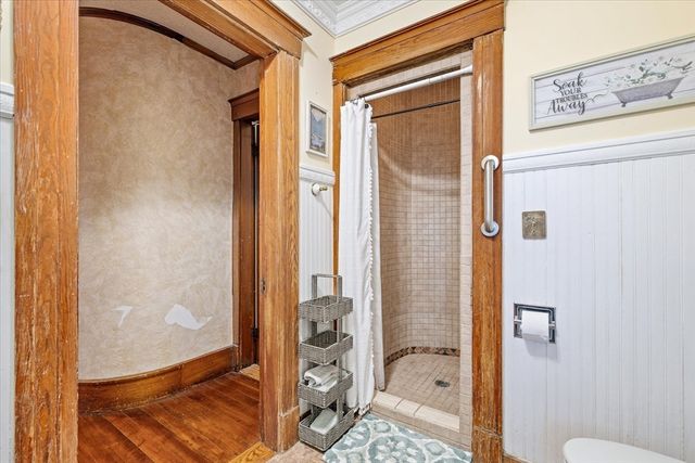 53 Grove St, Winchendon, MA 01475