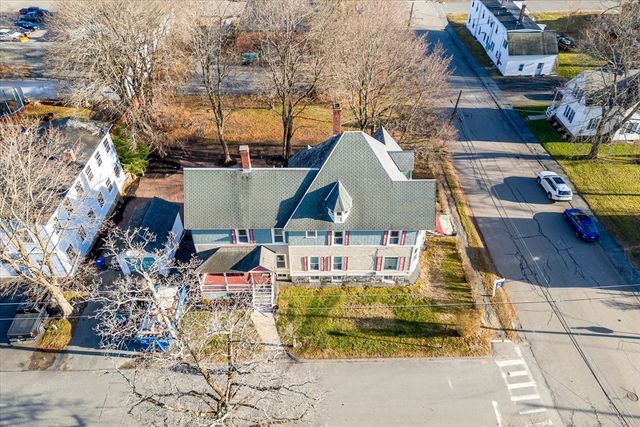 53 Grove St, Winchendon, MA 01475