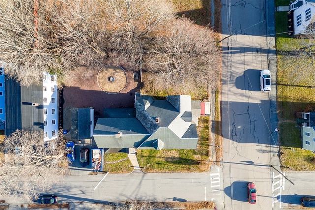 53 Grove St, Winchendon, MA 01475