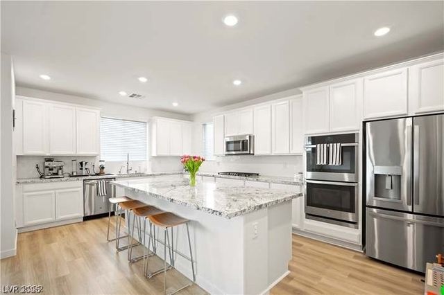 741 Foreign Reef Way, Las Vegas, NV 89138