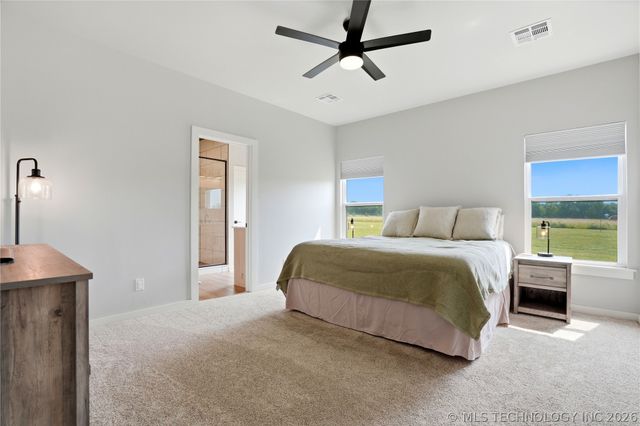 9862 N 49th Street East, Wagoner, OK 74467