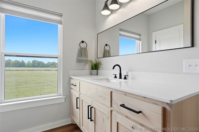 9862 N 49th Street East, Wagoner, OK 74467