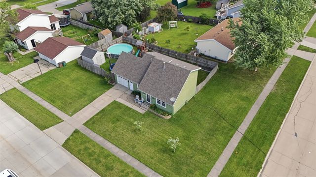1006 Lincoln Street SE, Bondurant, IA 50035