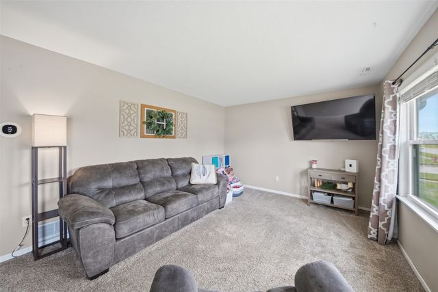 1006 Lincoln Street SE, Bondurant, IA 50035