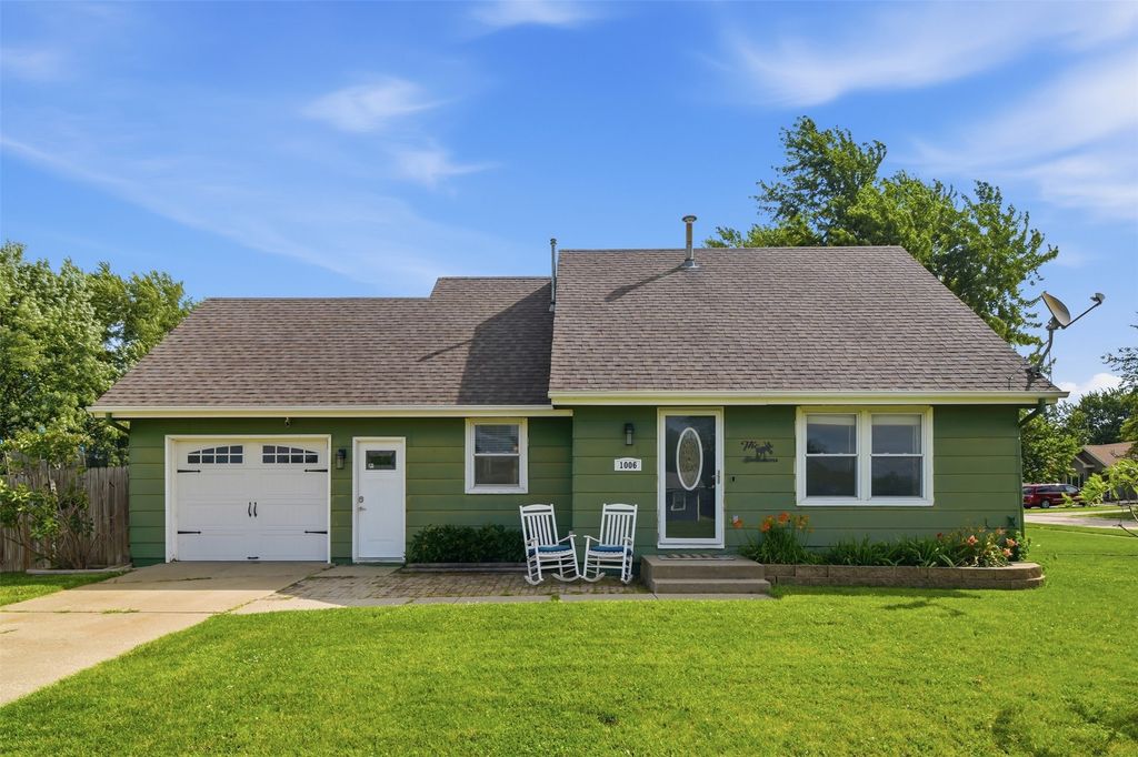 1006 Lincoln Street SE, Bondurant, IA 50035