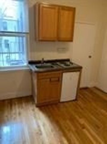 51 South Huntington 201, Boston, MA 02130