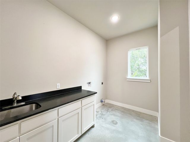 1141 Veal Station Road, Weatherford, TX 76085