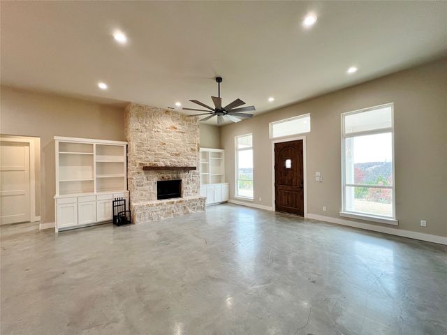 1141 Veal Station Road, Weatherford, TX 76085
