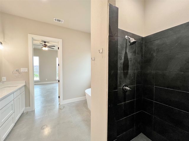 1141 Veal Station Road, Weatherford, TX 76085