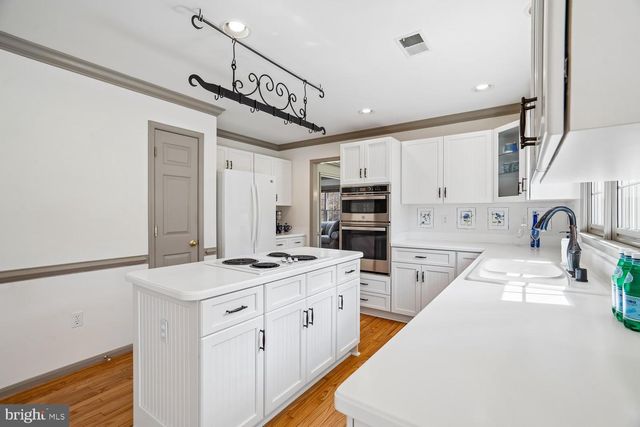 9783 DIVERSIFIED LN, Ellicott City, MD 21042