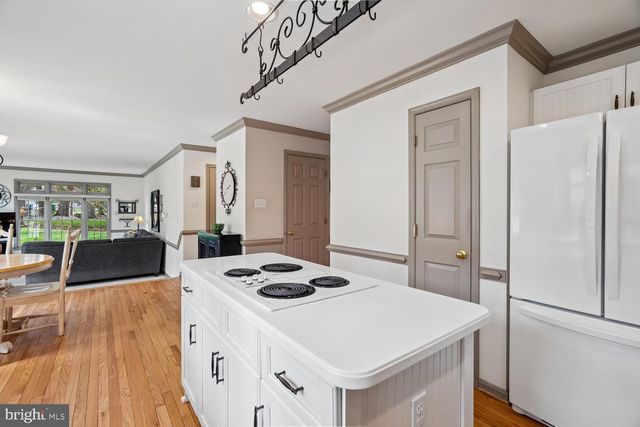 9783 DIVERSIFIED LN, Ellicott City, MD 21042