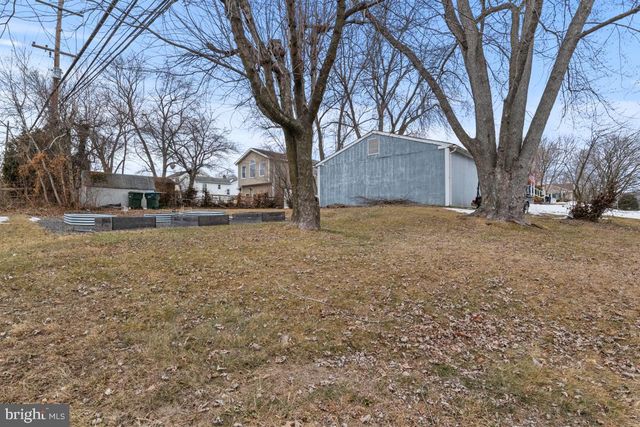 607 S CHUBB DR, Doylestown, PA 18901