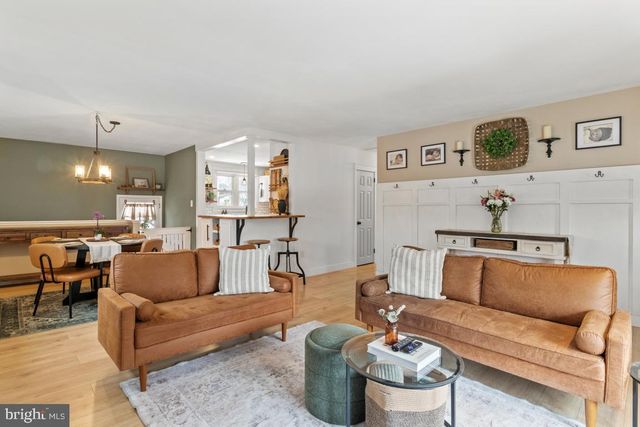 607 S CHUBB DR, Doylestown, PA 18901