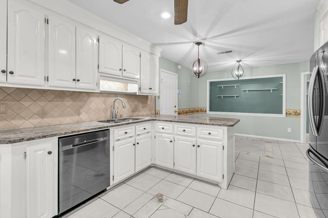 104 Dresden Drive, Goose Creek, SC 29445