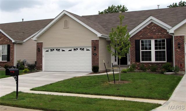 110 Fallon Villa Court, O'fallon, MO 63368