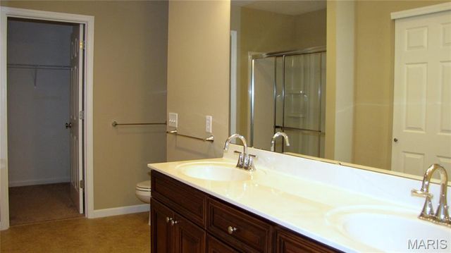 110 Fallon Villa Court, O'fallon, MO 63368