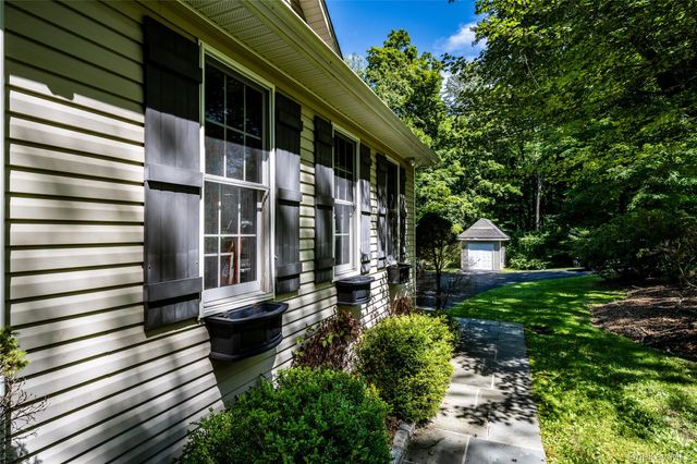 10 Pheasant Crossing Lane, Brewster, NY 10509