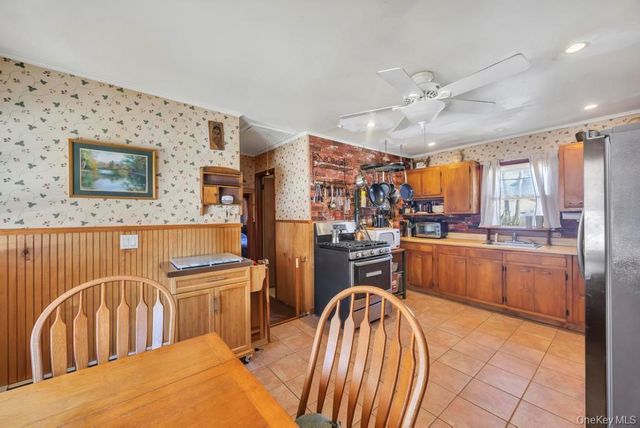 114 Monroe Drive, Mastic Beach, NY 11951