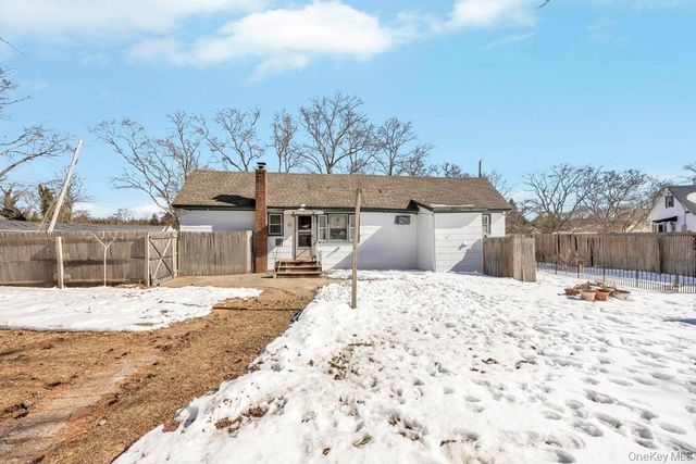 114 Monroe Drive, Mastic Beach, NY 11951