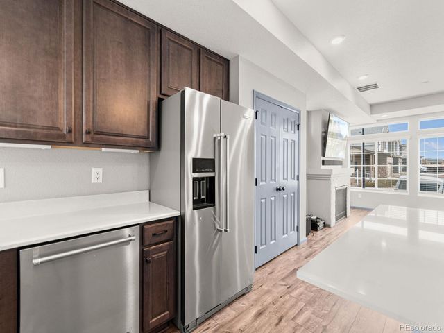 231 S Old Hammer Court, Aurora, CO 80018