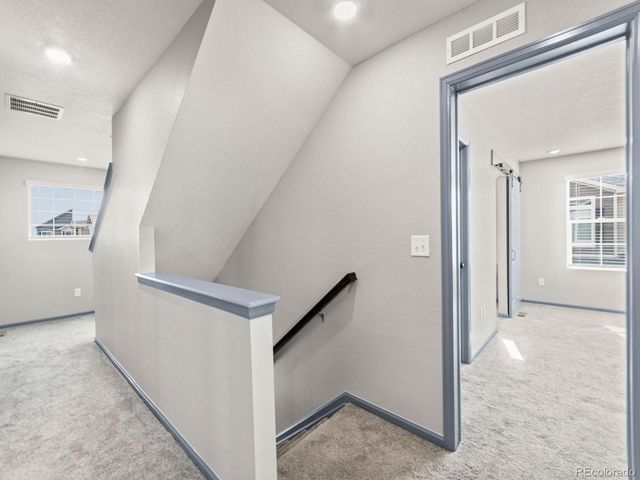 231 S Old Hammer Court, Aurora, CO 80018