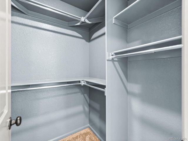 231 S Old Hammer Court, Aurora, CO 80018