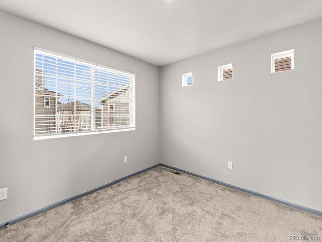 231 S Old Hammer Court, Aurora, CO 80018