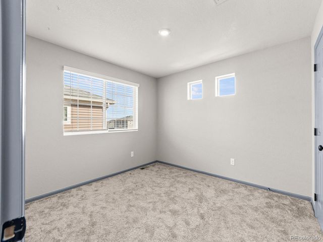 231 S Old Hammer Court, Aurora, CO 80018