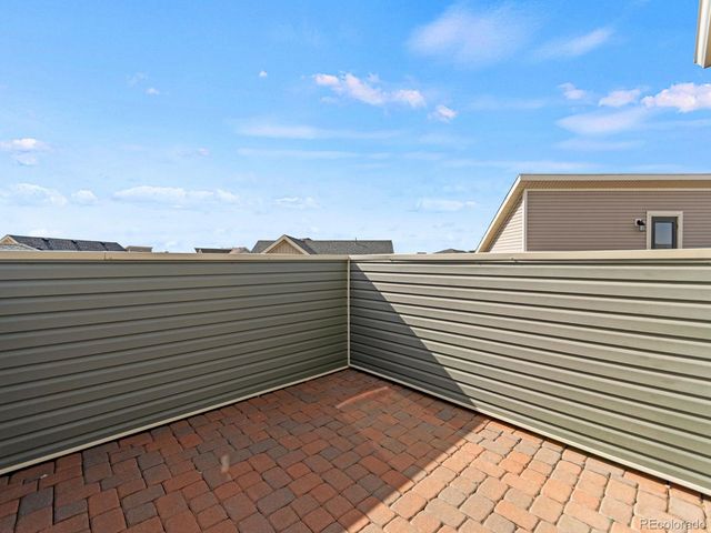 231 S Old Hammer Court, Aurora, CO 80018