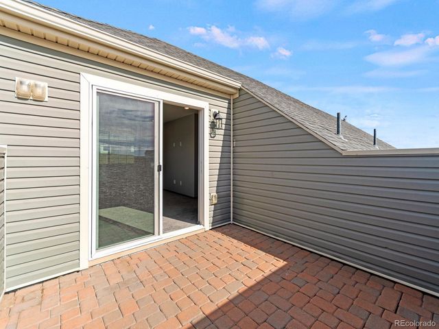 231 S Old Hammer Court, Aurora, CO 80018