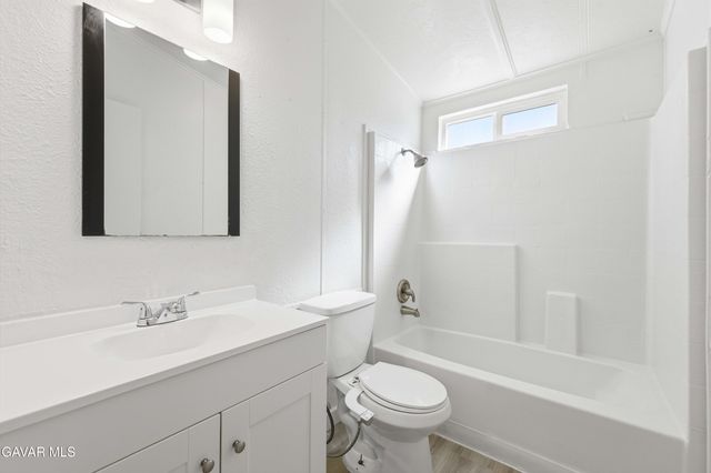 3524 E Avenue R Spc 243, Palmdale, CA 93550