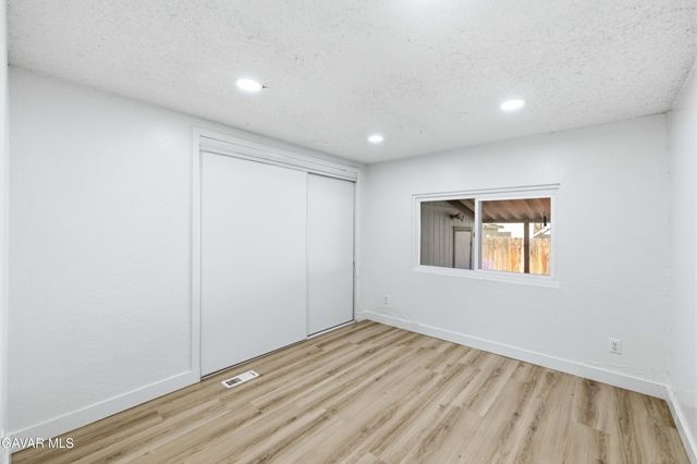 3524 E Avenue R Spc 243, Palmdale, CA 93550