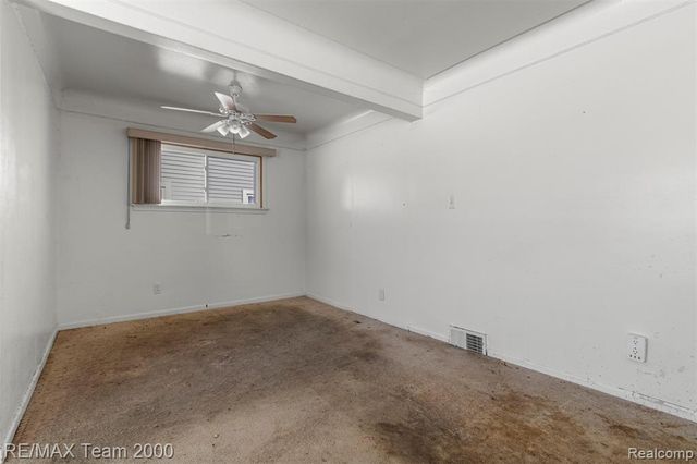 29570 Rosemont Street, Roseville, MI 48066