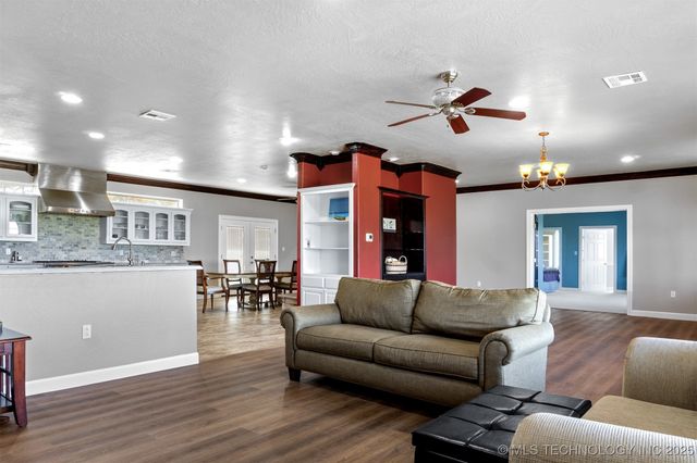 14259 Weaver, Kingston, OK 73439