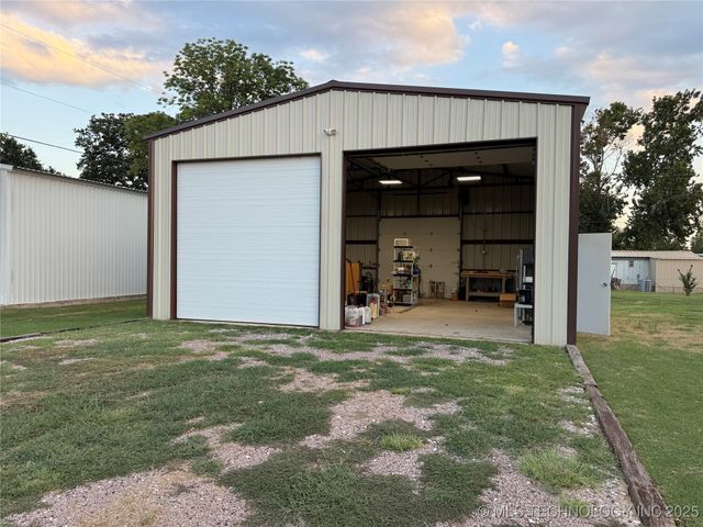 14259 Weaver, Kingston, OK 73439