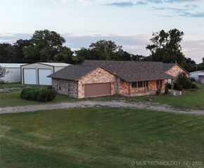 14259 Weaver, Kingston, OK 73439