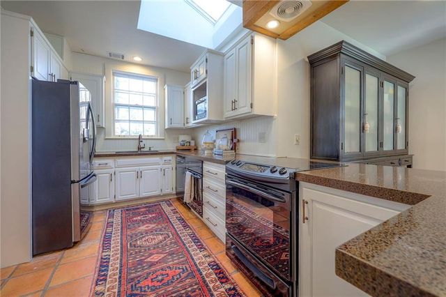 5515 High Drive, Mission Hills, KS 66208